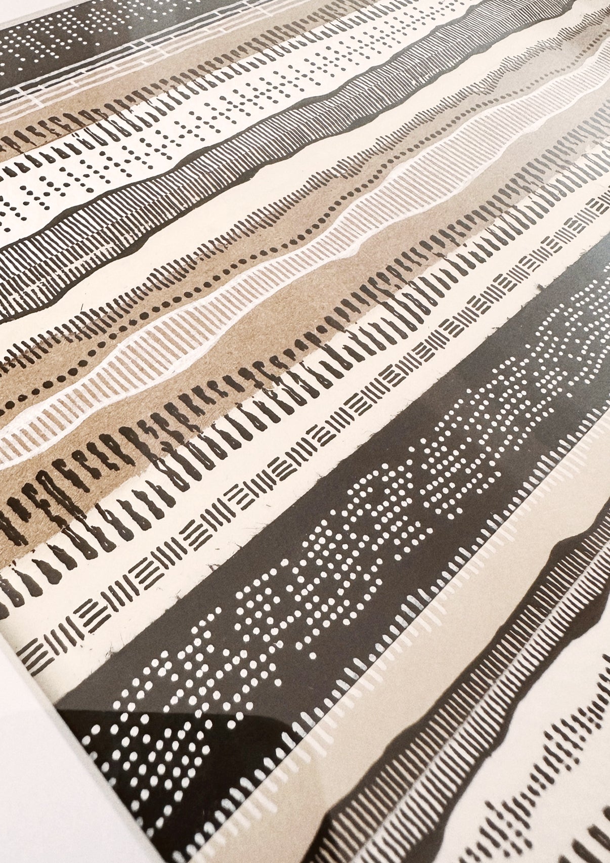 Art pattern of dots and lines